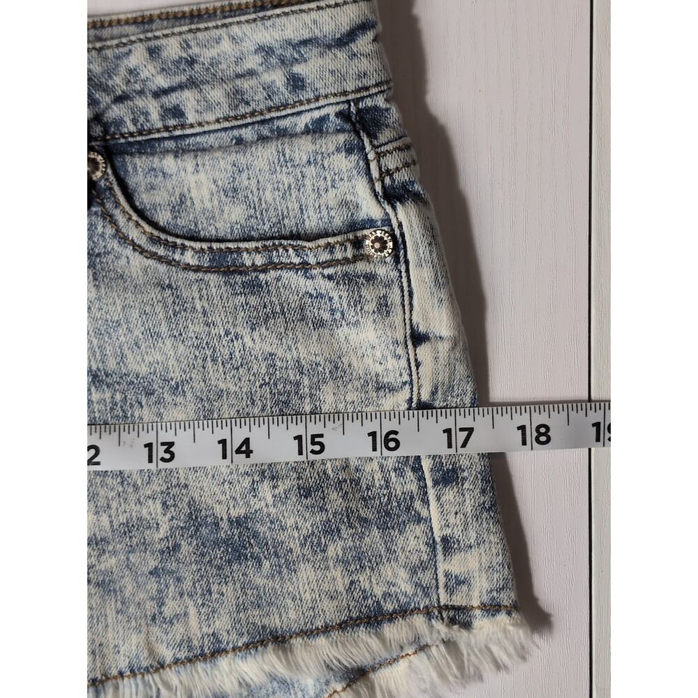 Wax Jean Women's Shorts Size M/W30 Blue Distressed Stretch Denim Frayed Hem - Picture 5 of 13